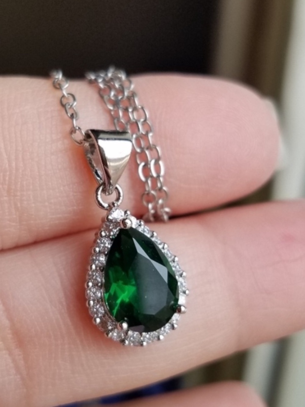 Swarovski Elements 925 Sterling Silver Emerald Green Teardrop Necklace NEW